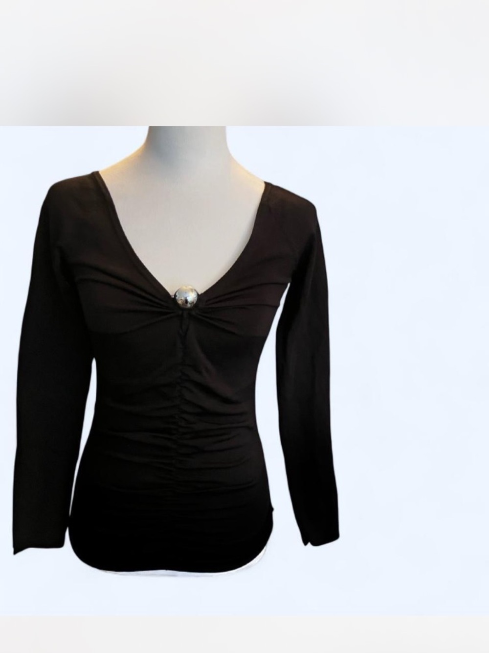 Zara Black Long-Sleeve V-Neck Top with Center Accent